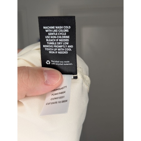 Torrid Asymetrical Top Blouse 'Winter White' Ivory Cream L/S Womens 2X NWT - Picture 10 of 10